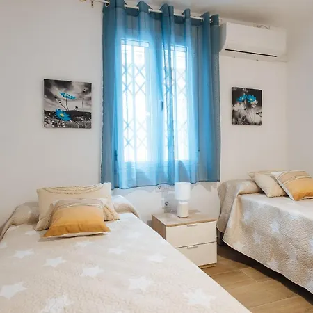 El Apartamento Del Reloj De Sol Seville Exterior photo